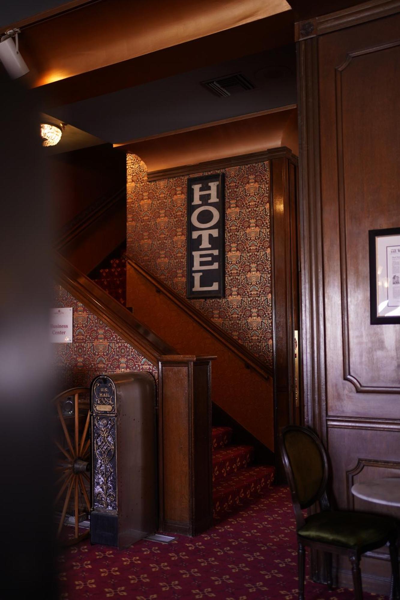Mizpah Hotel Tonopah Exterior photo